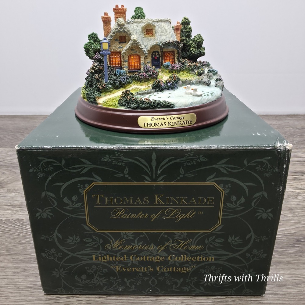 New Thomas Kinkade Painter of Light "Everett's Cottage" Lightup Cottage Collect.